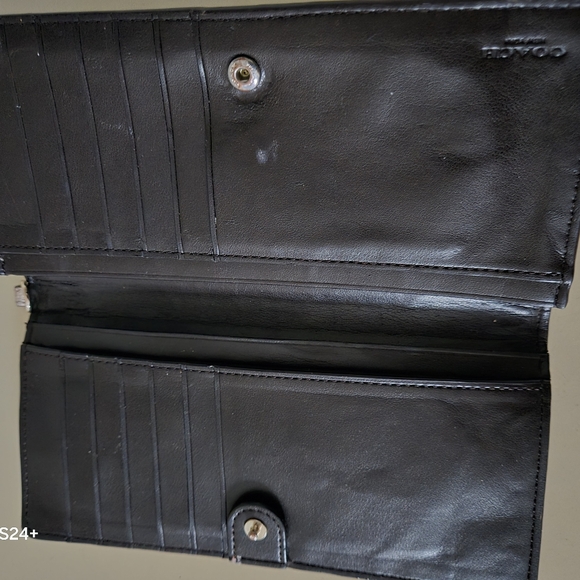 Wallet - Picture 2 of 3
